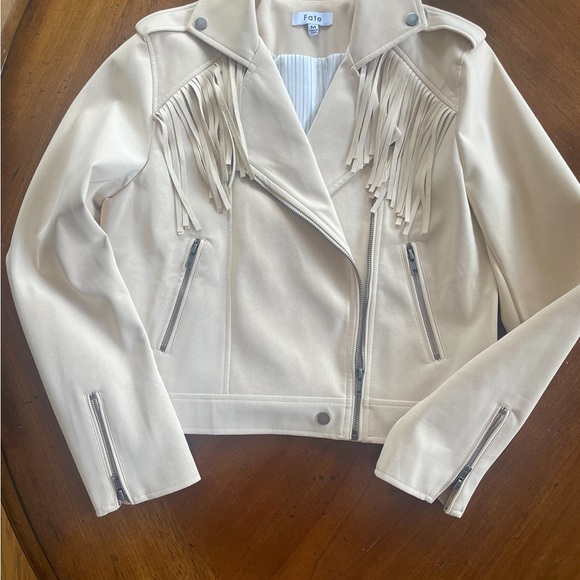 Fate cream vegan leather fringe crop western jacket - Picture 2 of 8